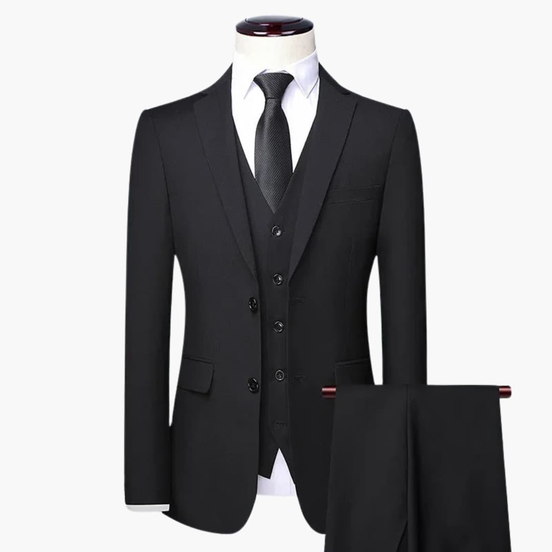 Traditional Mens 3-Piece Business Suit