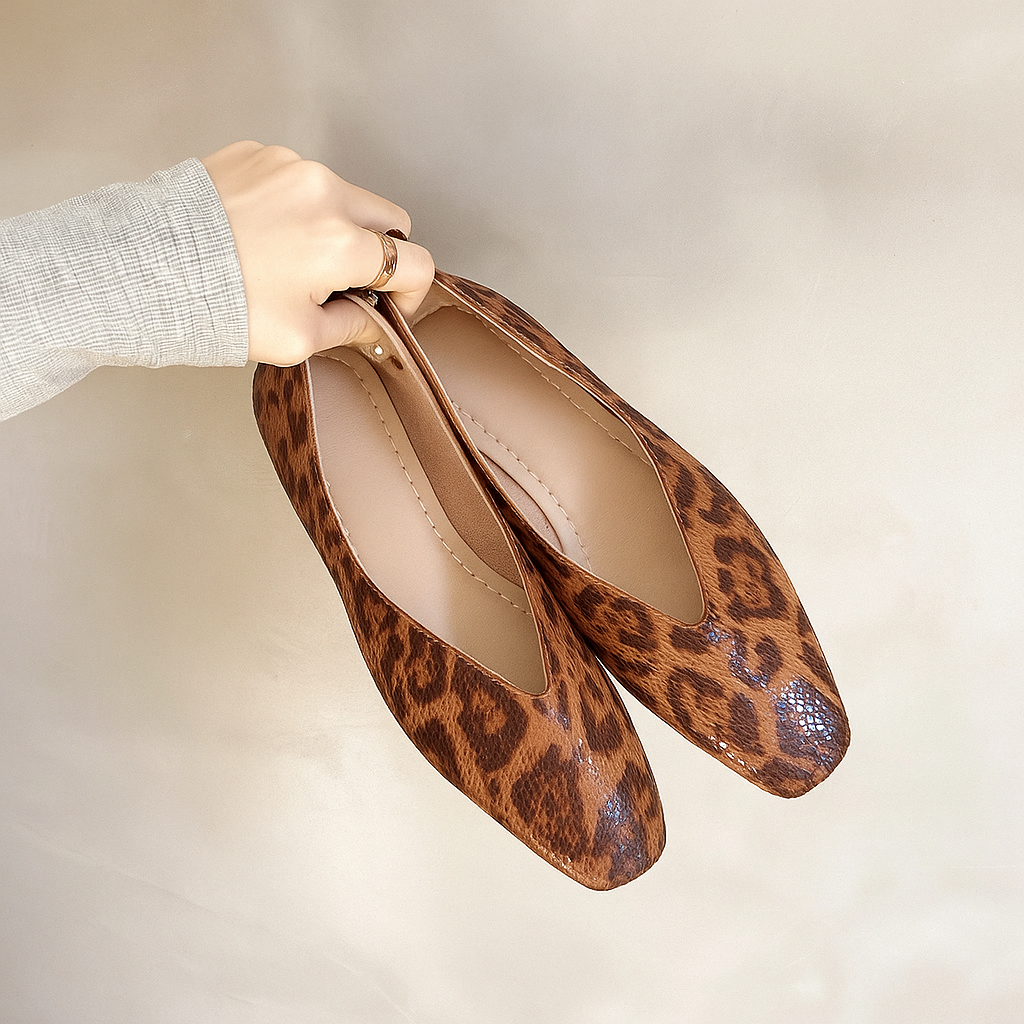 Comfortable Leopard Pointy Toe Flat Shoes for Women
