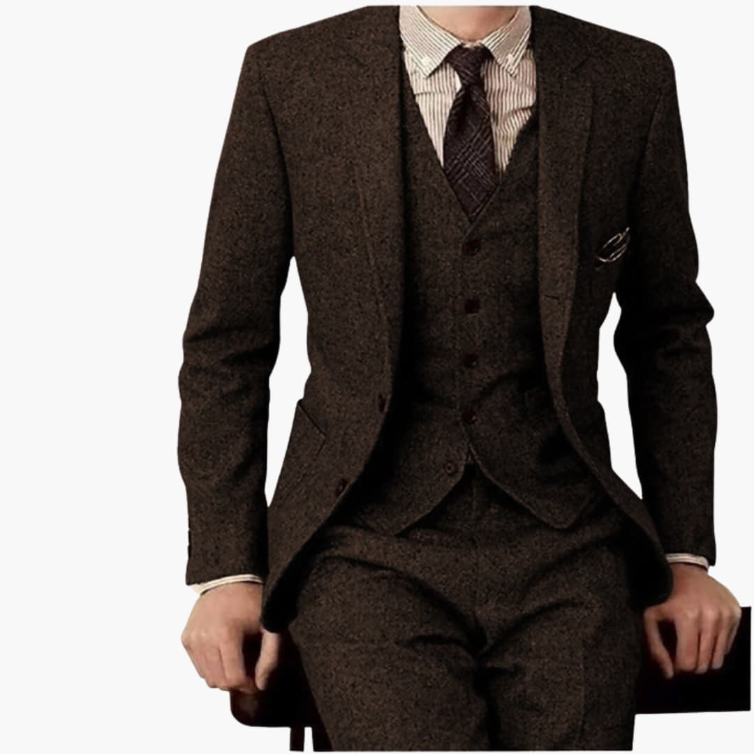 Classic Fit Men's 3 Piece Business Suit
