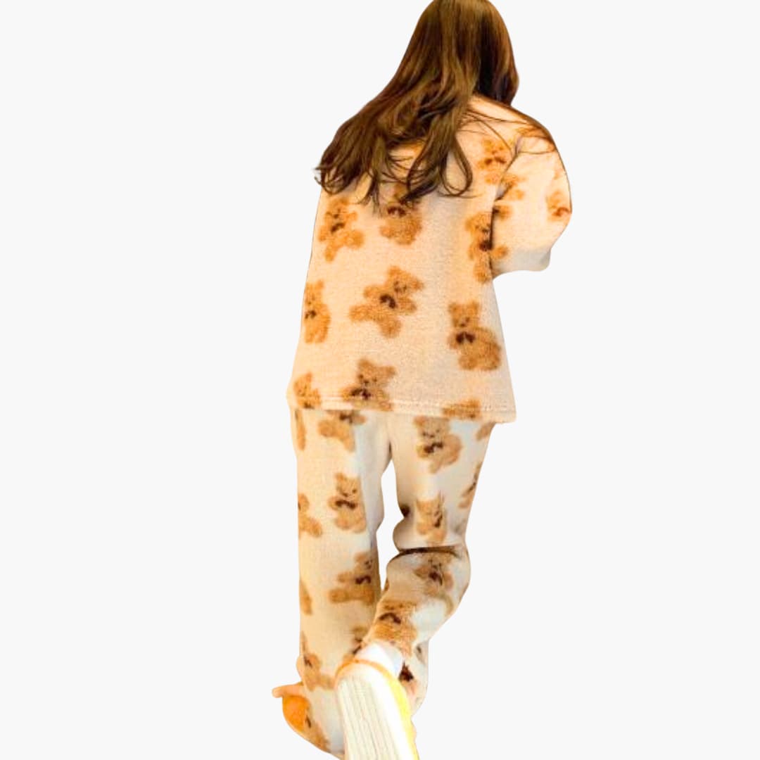 Cozy Women's Bear Print Pajama Set with Stretchy Waist