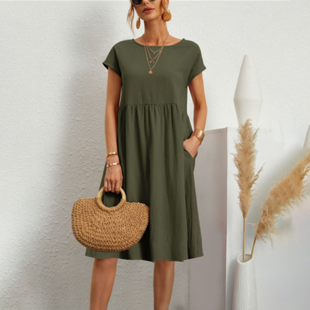 Relaxed Fit Women's Casual Short Sleeve Dress