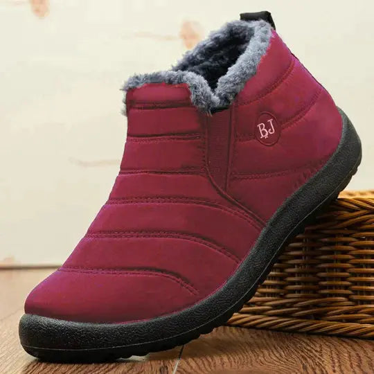 Insulated Men's Snow Boots - Comfortable Waterproof Design