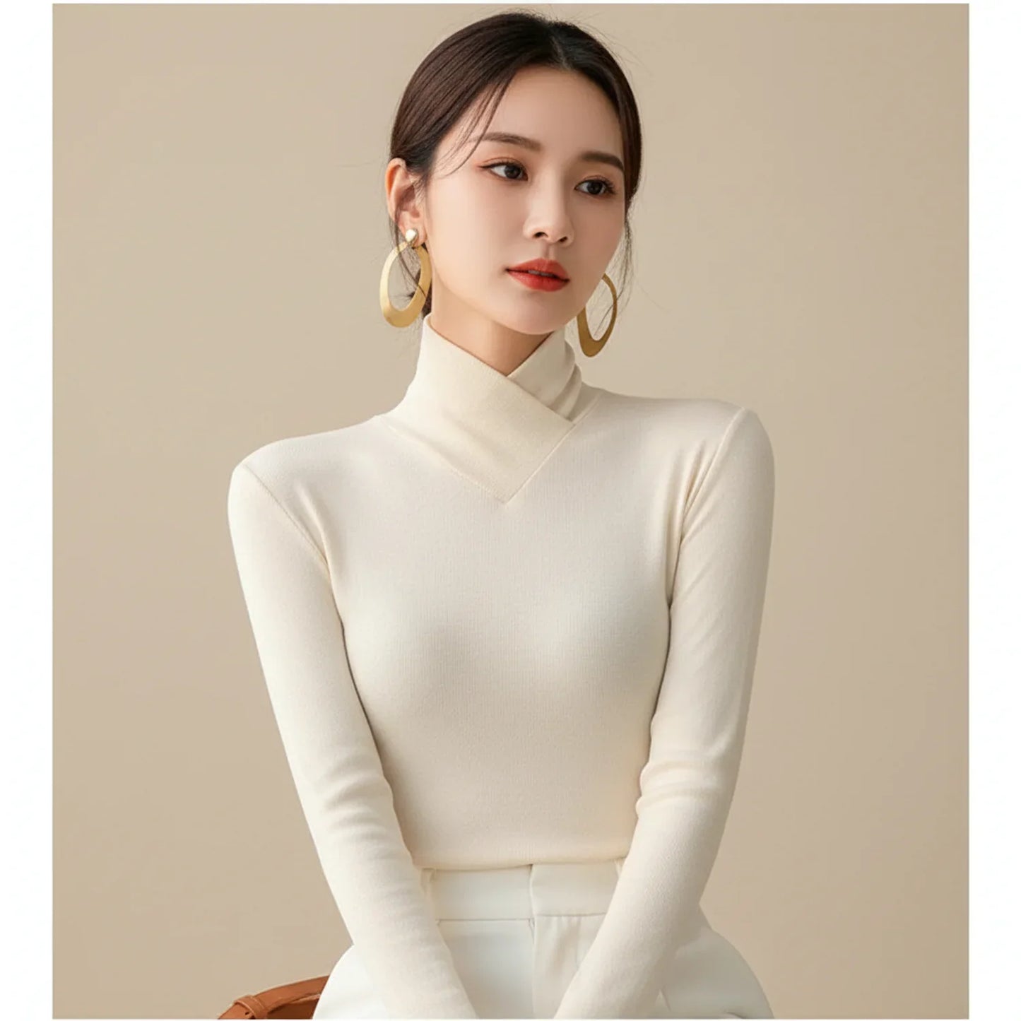 Slim Fit Crew Neck Wool Sweater for Ladies