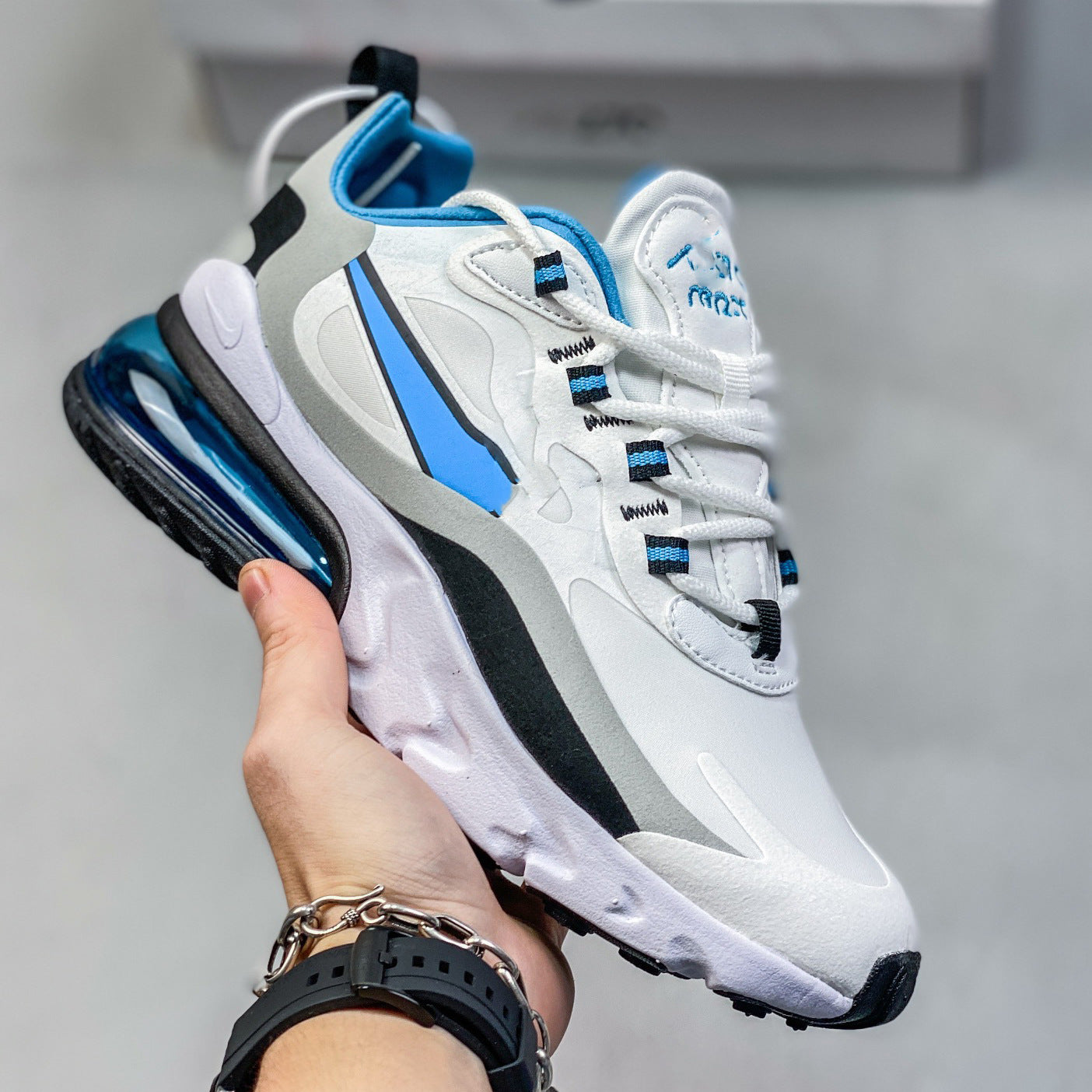 Stylish Women's Running Shoes - Comfortable Sports Sneakers