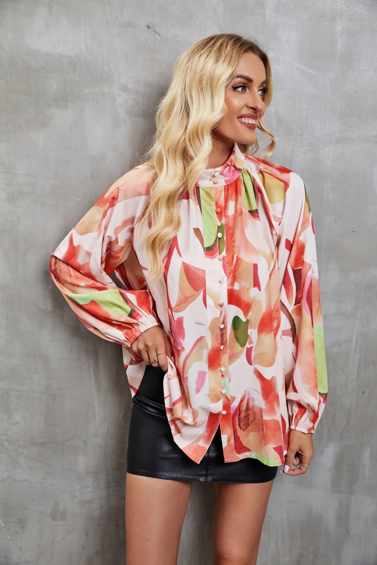 Loose Fit Women's Blouse with Soft Pastel Print