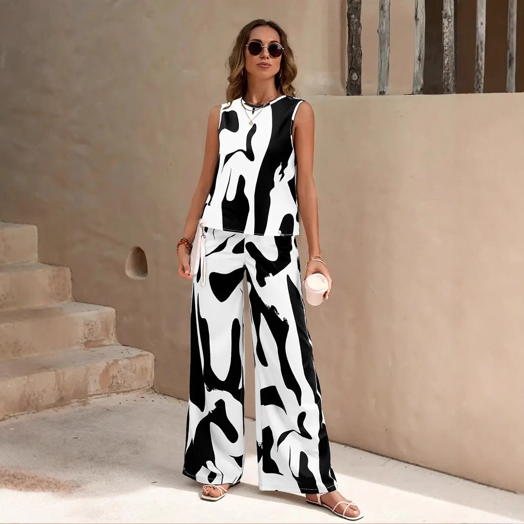 Comfortable Women's Jumpsuit with Loose Fit Design