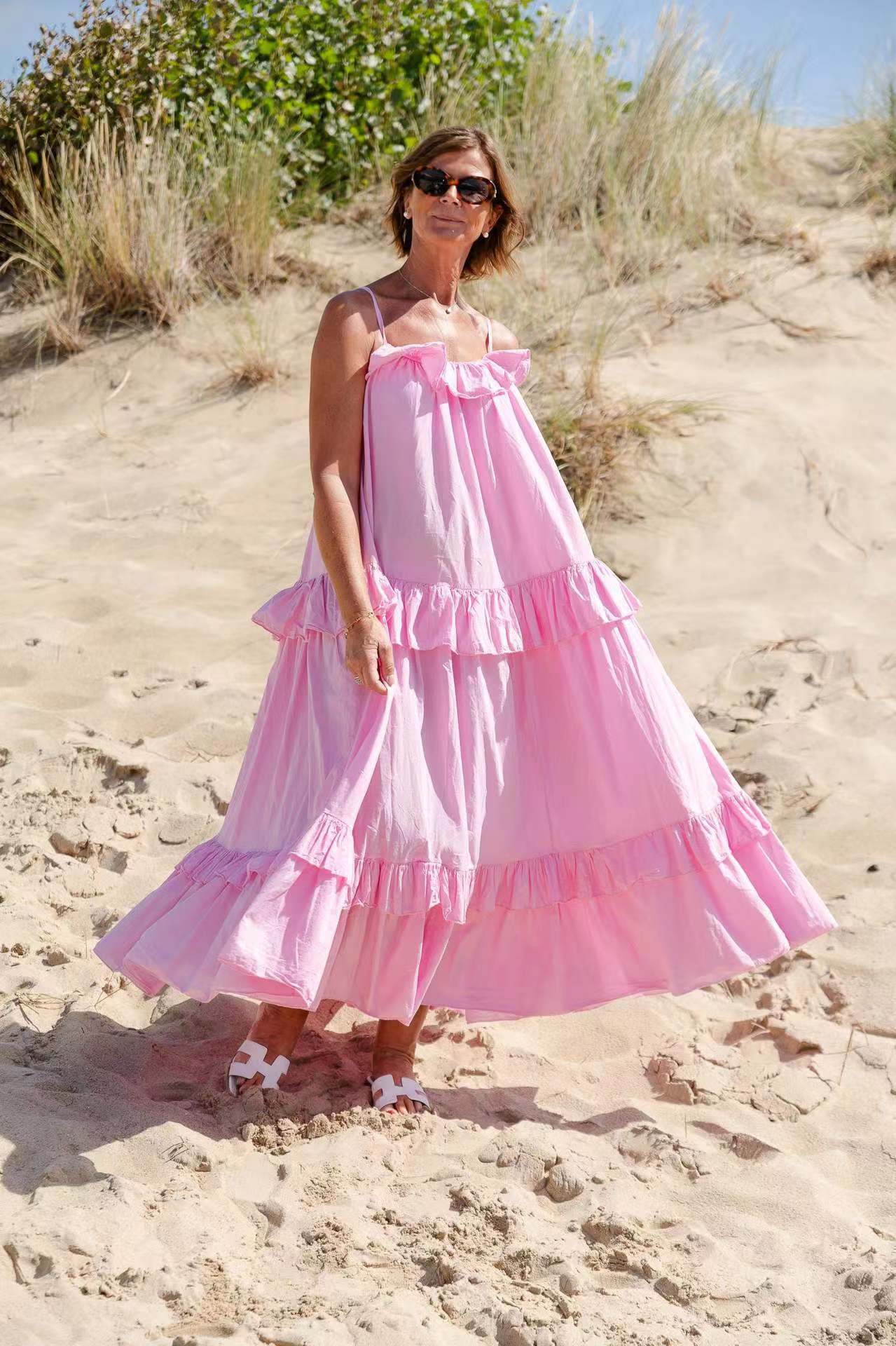 Loose Fit Women's Maxi Dress with Ruffled Neckline