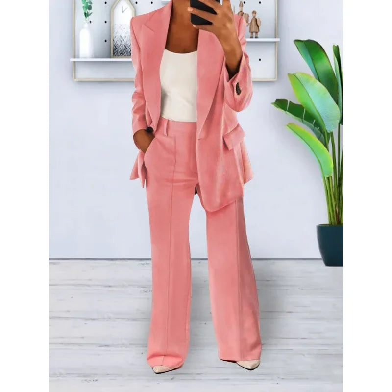 Elegant Women's Classic Fit Trousers Suit