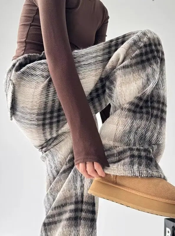 Comfortable Checked Athletic Pants