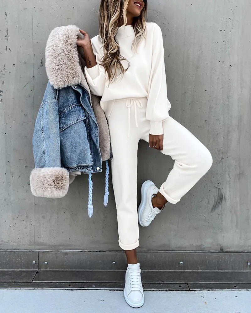 Comfy Women's Athletic Jogger Set