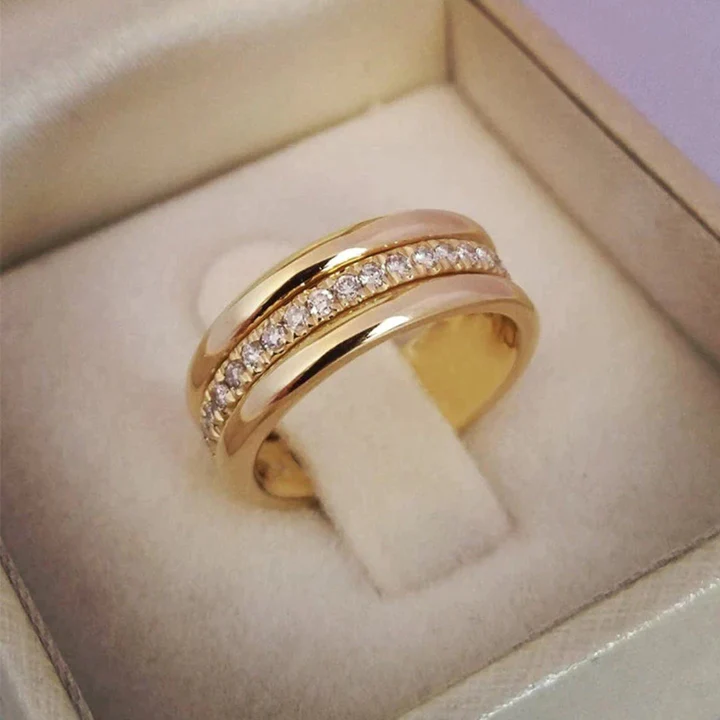 Elegant Crystal Accent Ring - Nocini