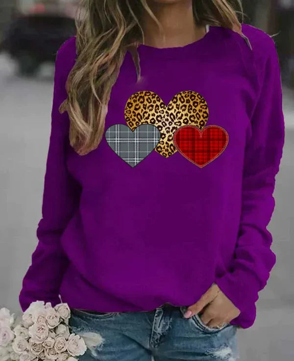 Comfy Women's Long Sleeve Heart Print Sweatshirt