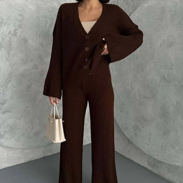 Cozy Women's Lounge Set with Soft Knit and Loose Fit