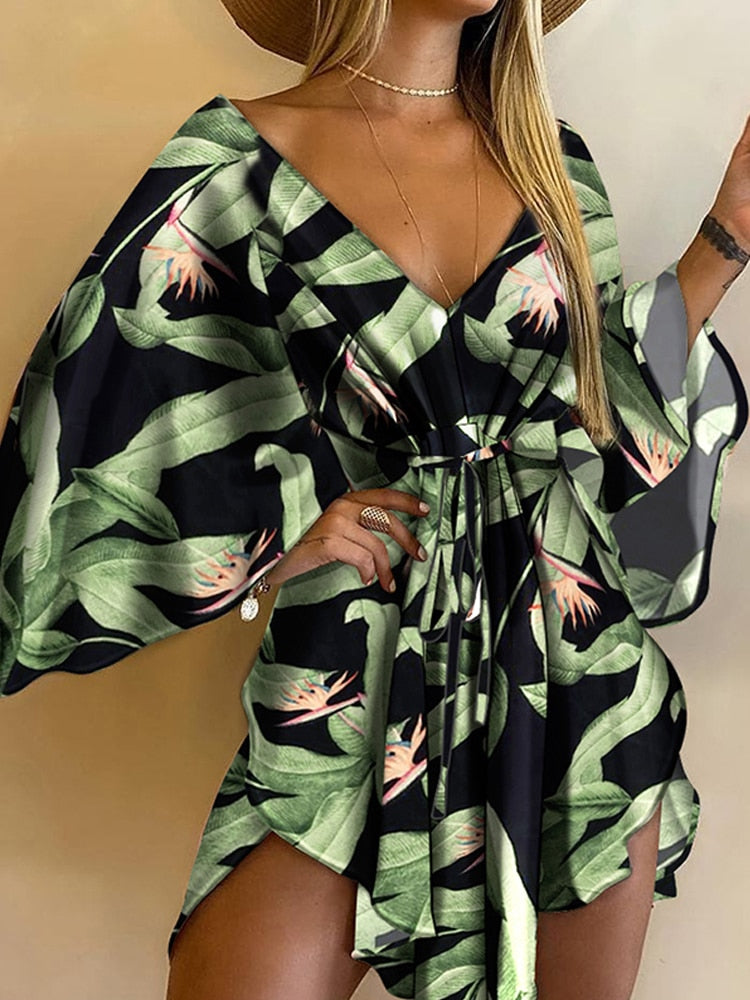 Mini dress with Batwing Sleeves – Marit-XS-State of Style