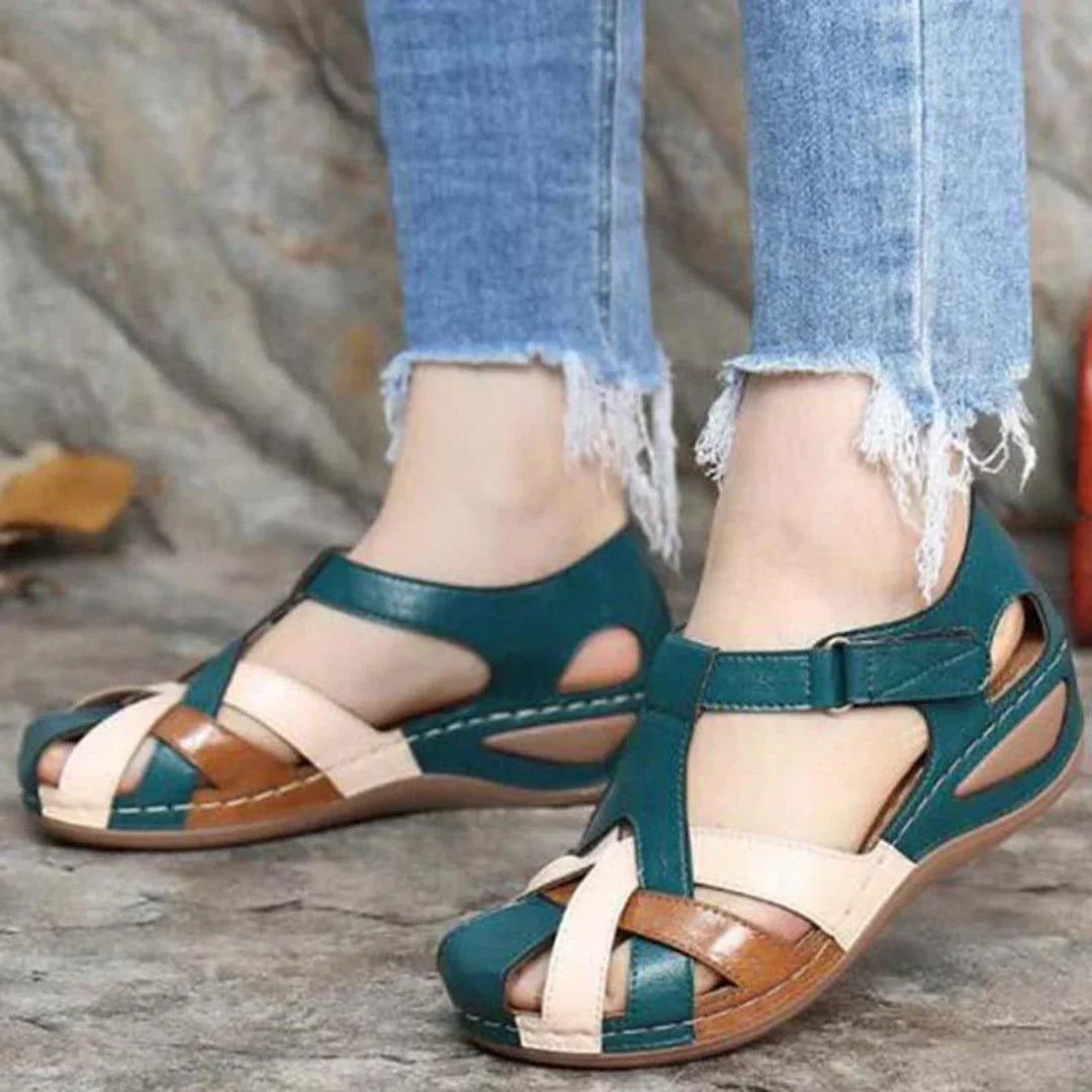 Relaxed Fit Ladies Summer Sandals
