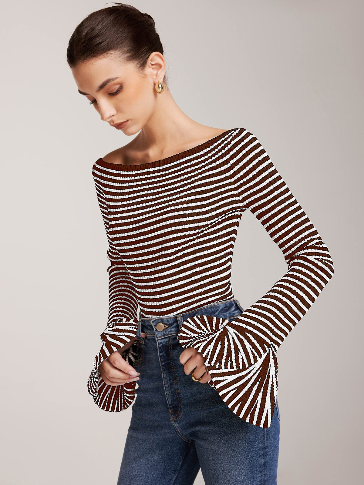 Colorful Bell Sleeve Knit Shirt