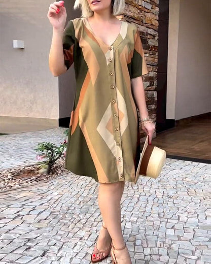 Relaxed Fit V-Neck Short Sleeve Geometric Dress