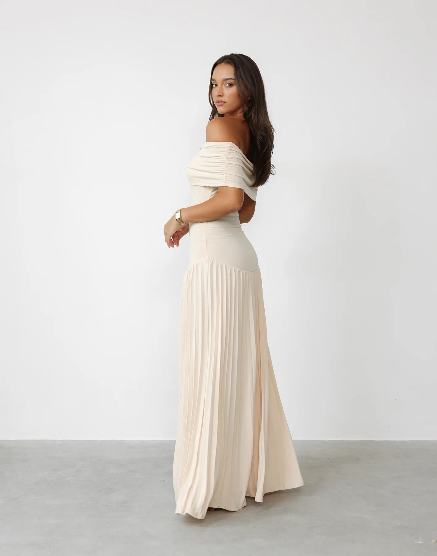 Lightweight Maxi Dress for Easy Summer Fashion