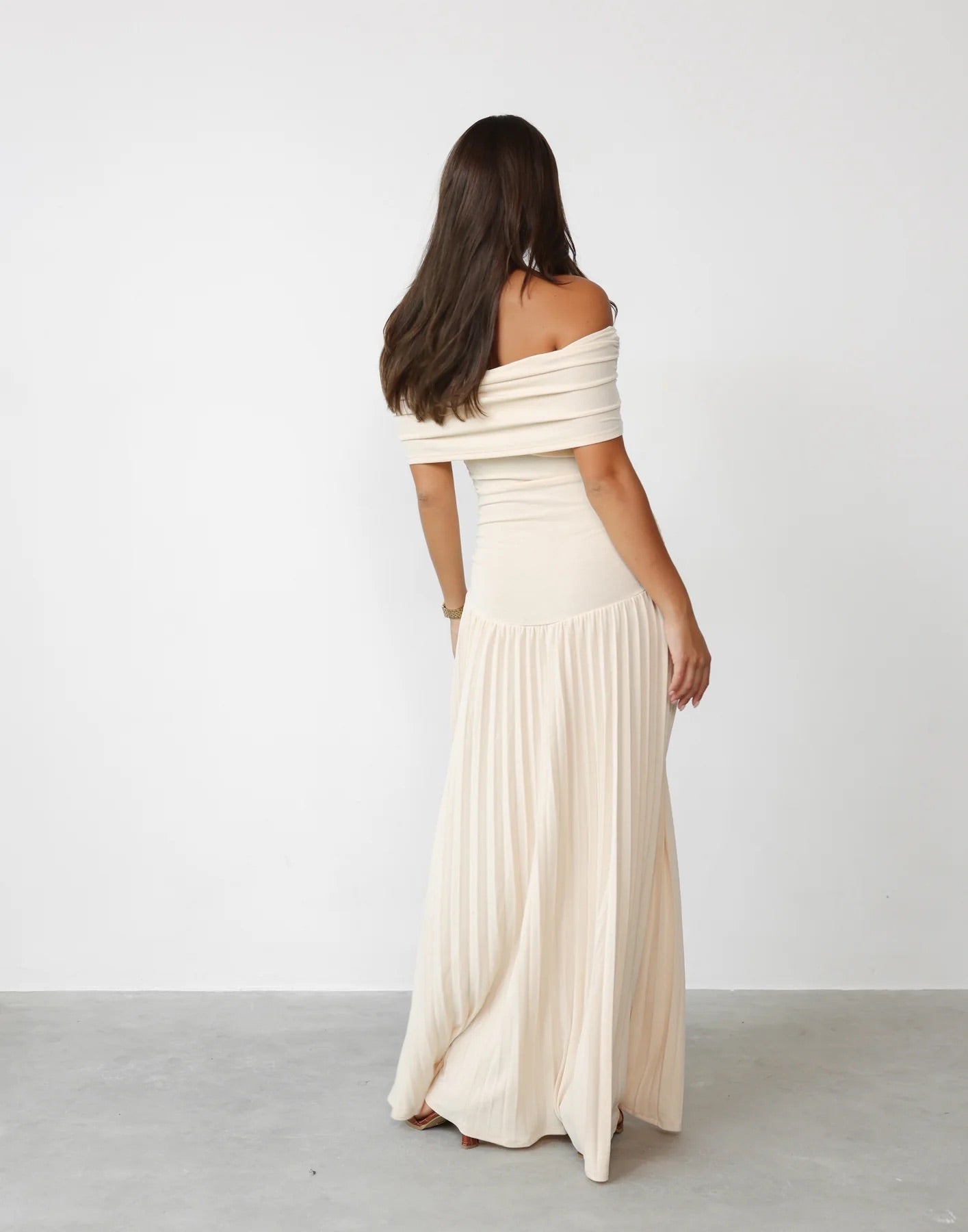 Lightweight Maxi Dress for Easy Summer Fashion