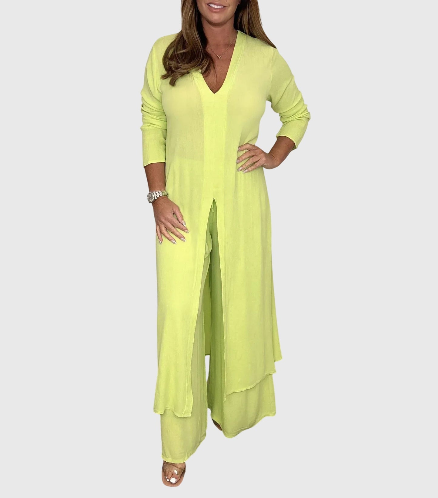 Ladies Beautiful 2 Piece Outfit