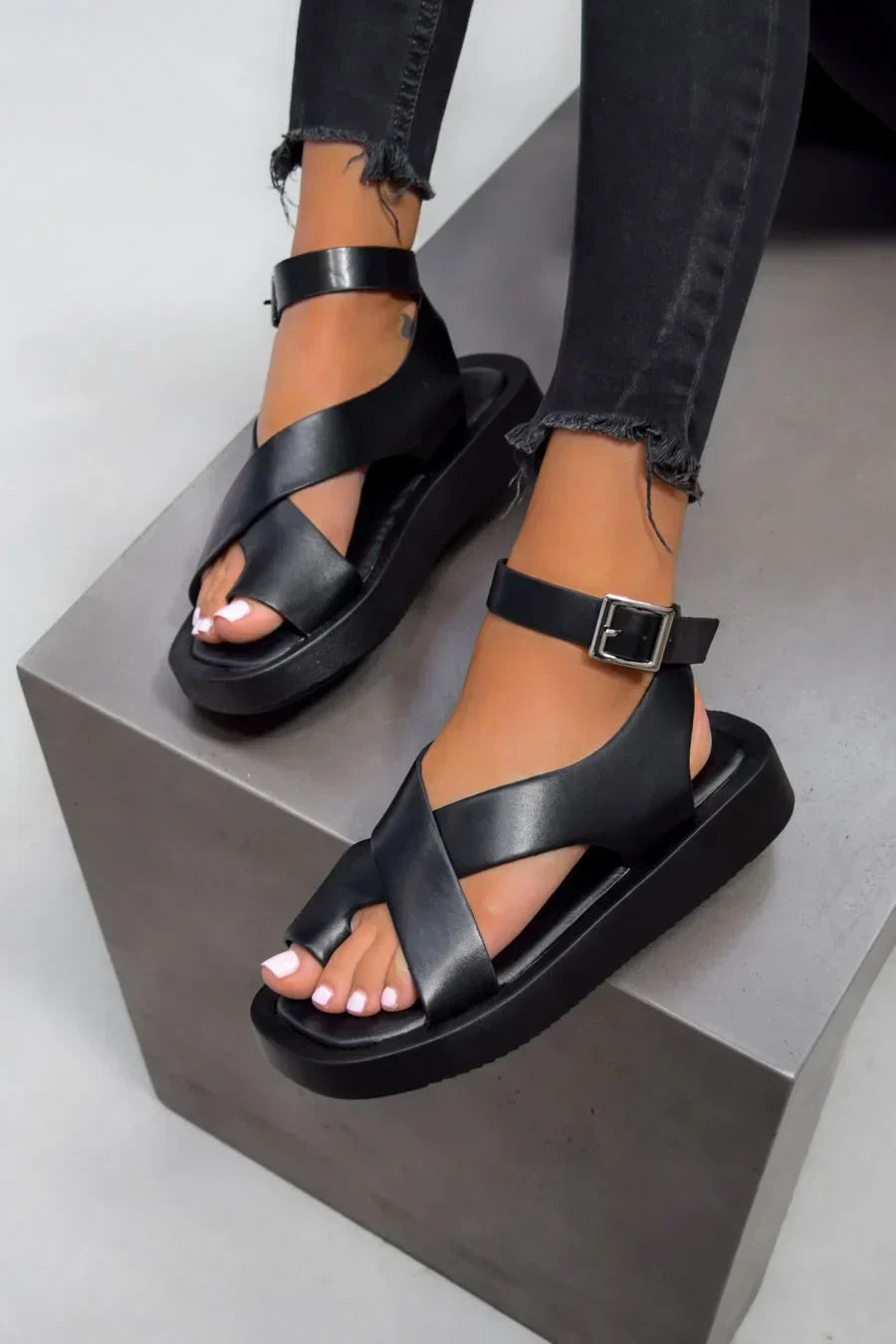 Stylish Buckle Detail High Heel Sandals