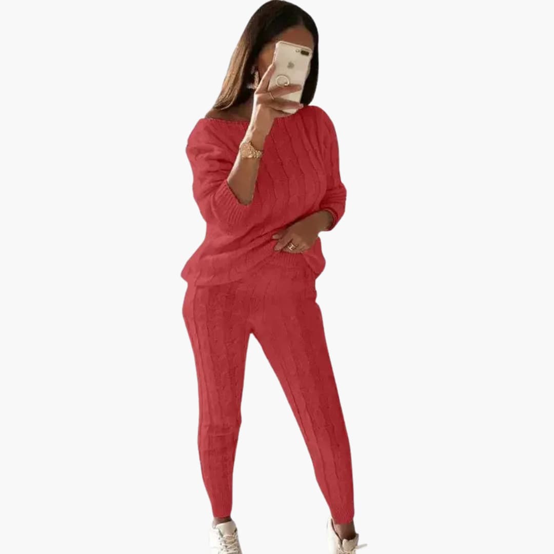 Cozy Women's Knit Sweater with Stretchy Waist