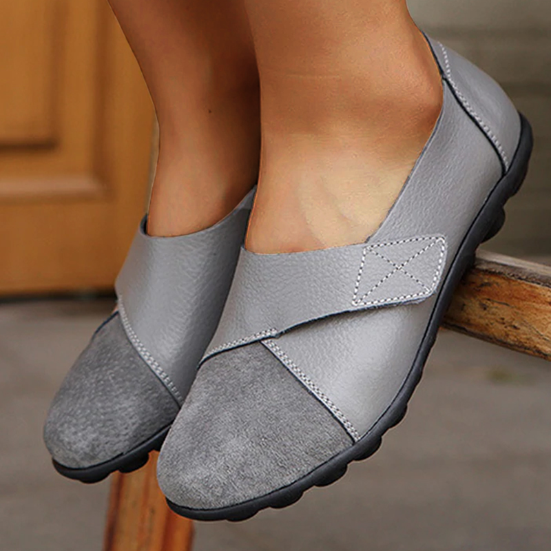 Comfortable Women's Ballet Flats with Adjustable Straps
