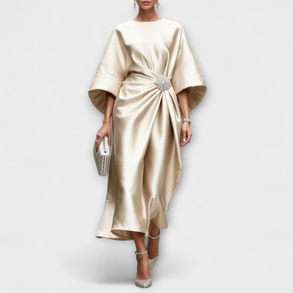 Luxurious Shine Evening Gown for Formal Events