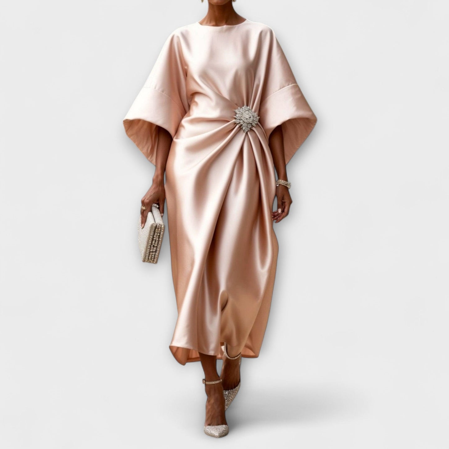 Luxurious Shine Evening Gown for Formal Events