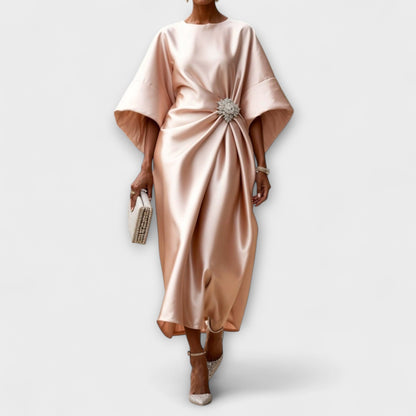 Luxurious Shine Evening Gown for Formal Events