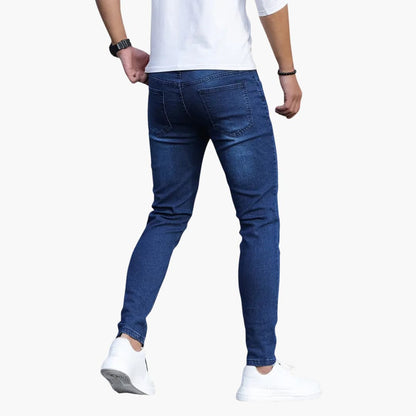 Men's Slim Fit Tapered Leg Jeans