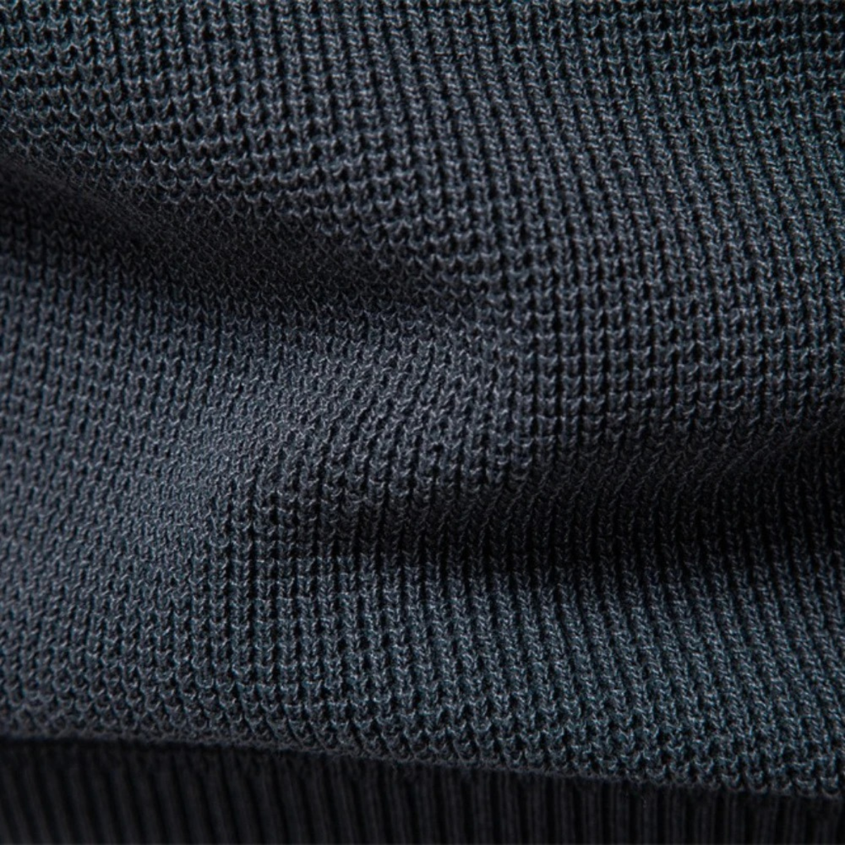 Comfortable Men's Relaxed Fit Crew Neck Sweater
