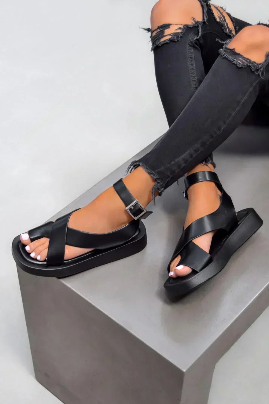 Stylish Buckle Detail High Heel Sandals