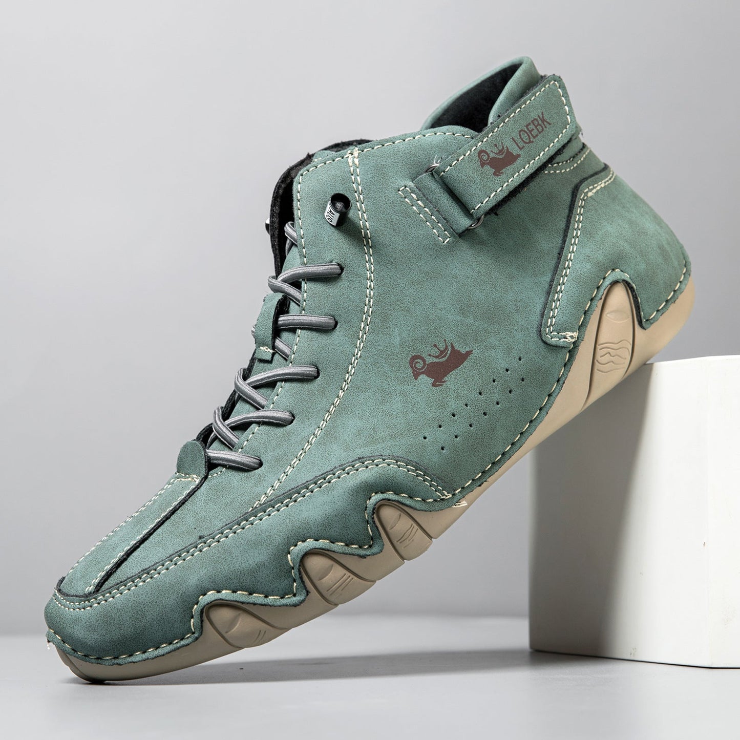 Supportive Balance Leather Walking Shoes