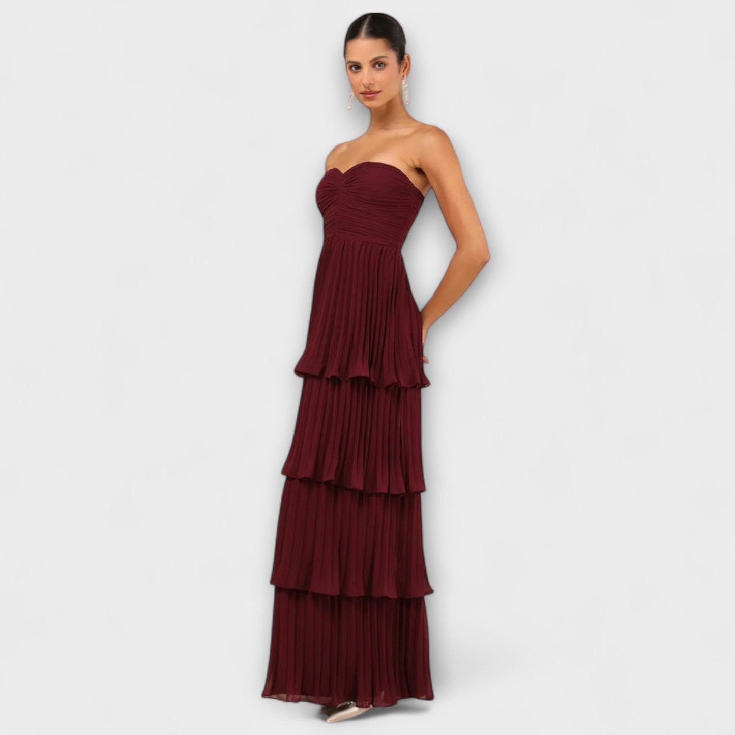 Elegant Sleeveless Tiered Maxi Dress for Women