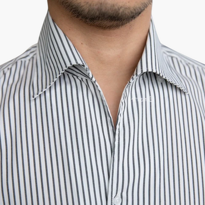 Classic Casual Shirt with Contrasting Trim