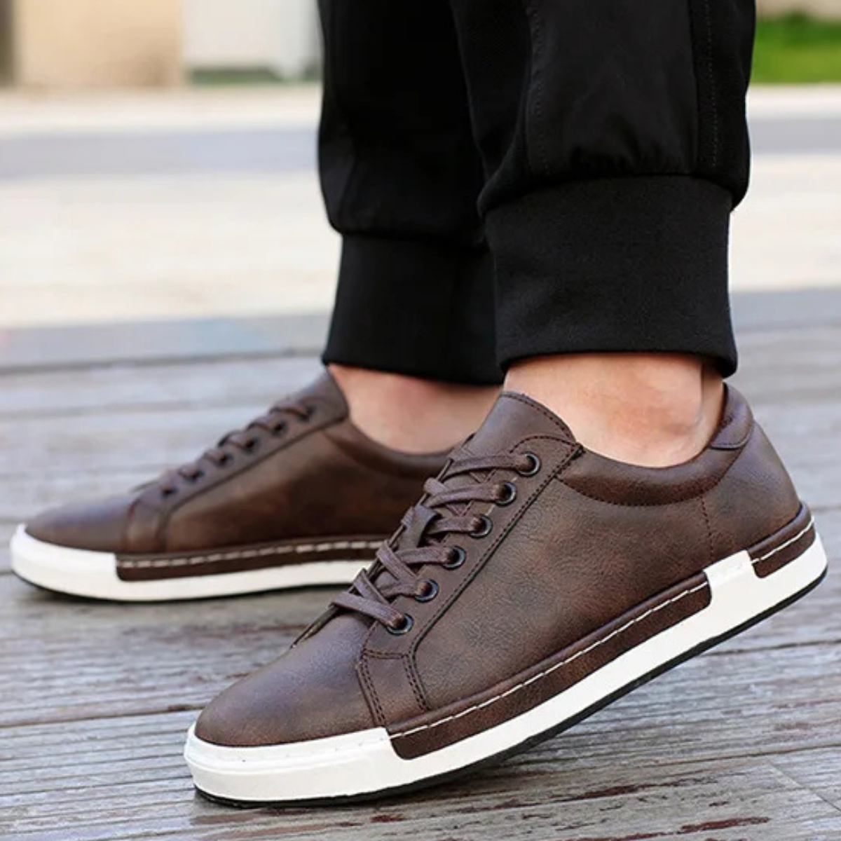Stylish Vintage Mens Leather Lace Shoes