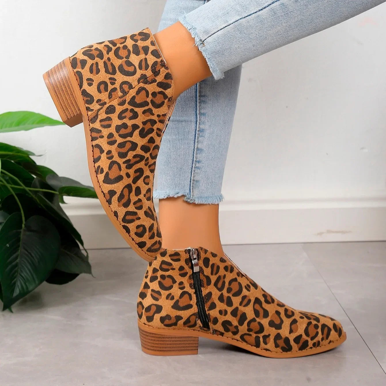 Fashionable Leather Low Heel Boots for Women