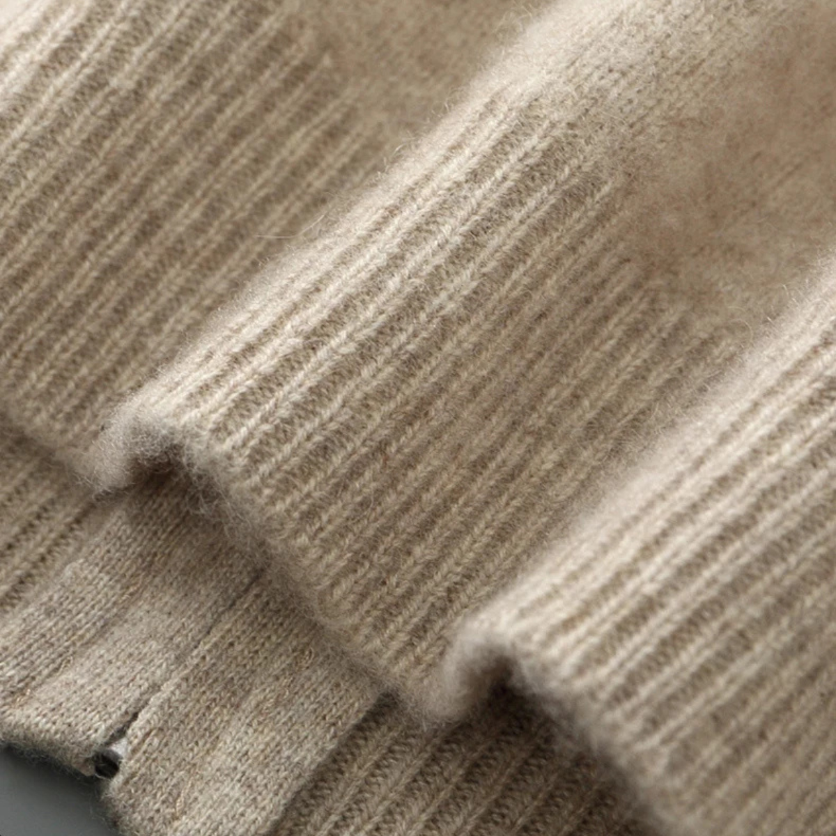 Soft Men's Wool Blend Zipper Cardigan Sweater