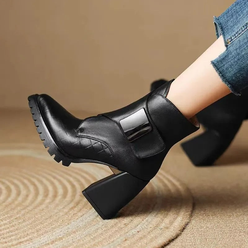 Stylish Ankle Boots - Olytrend