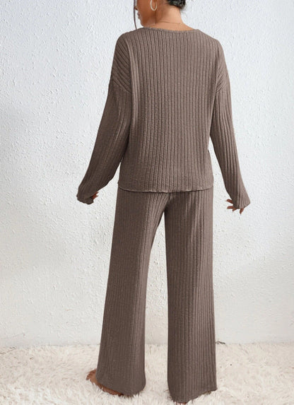 Soft Knit 2-Piece Clothing Set