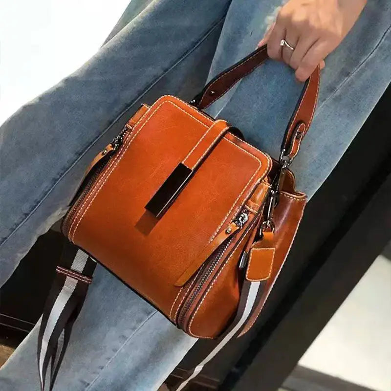 Small Genuine Leather Shoulder Bag - Nocini