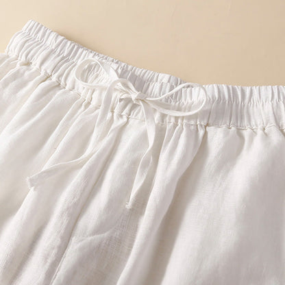 Casual Elastic Waist Shorts with Delicate Trimmed Edges