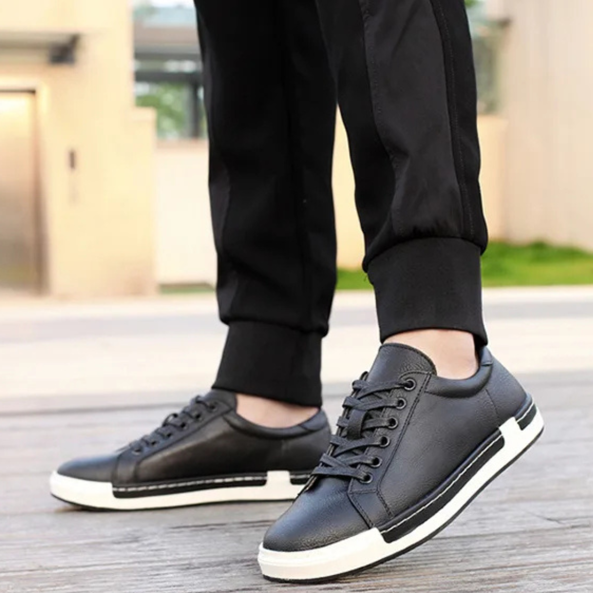 Stylish Vintage Mens Leather Lace Shoes