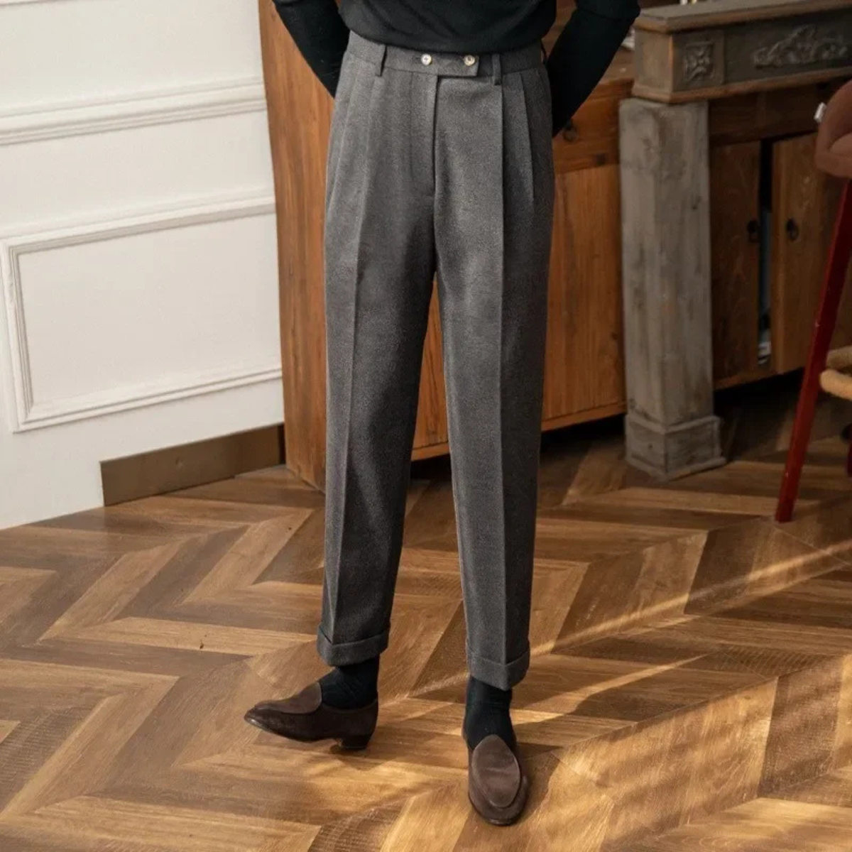 Classic Fit Men's Wool Dress Pants