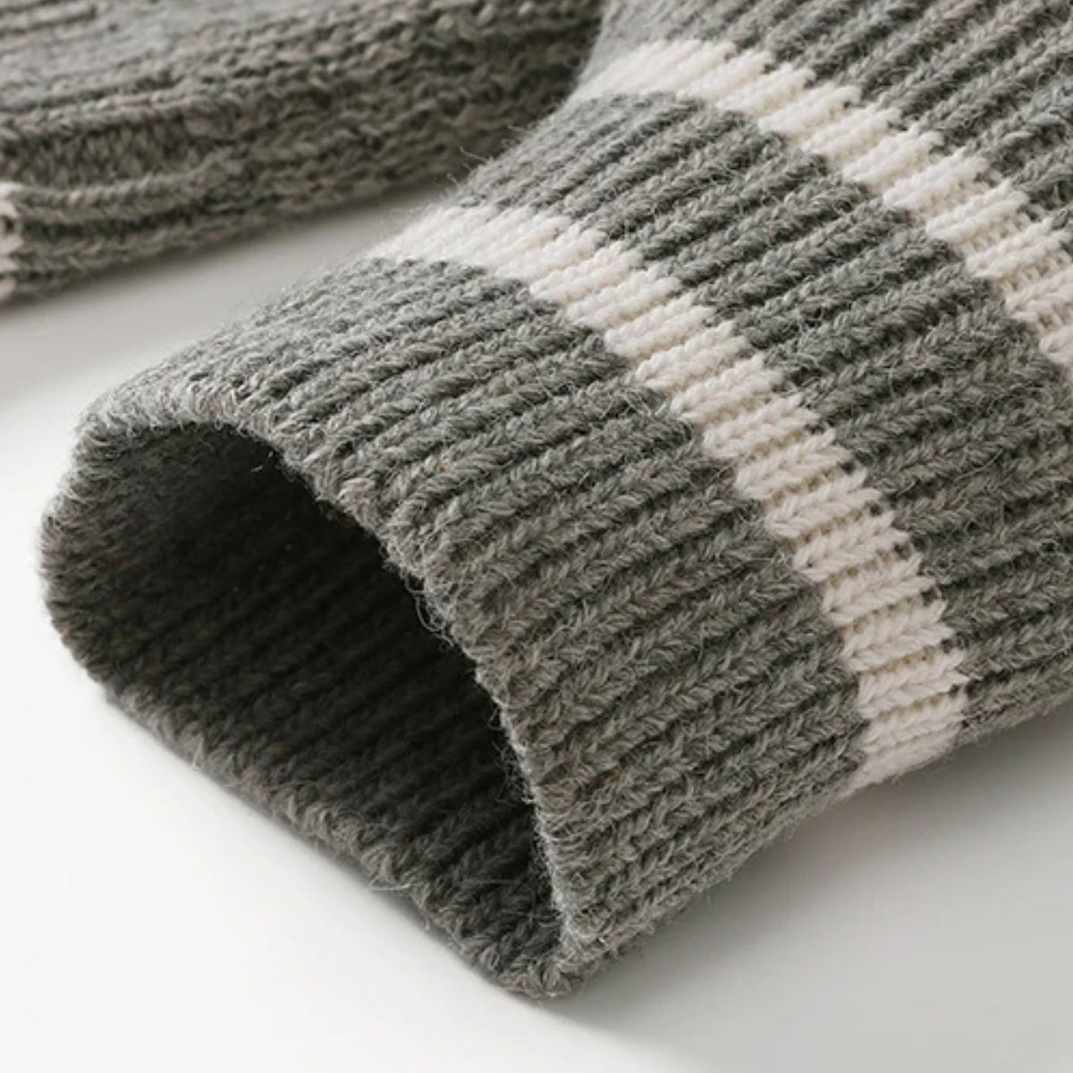 Relaxed Fit Men's V Neck Sweater Cardigan