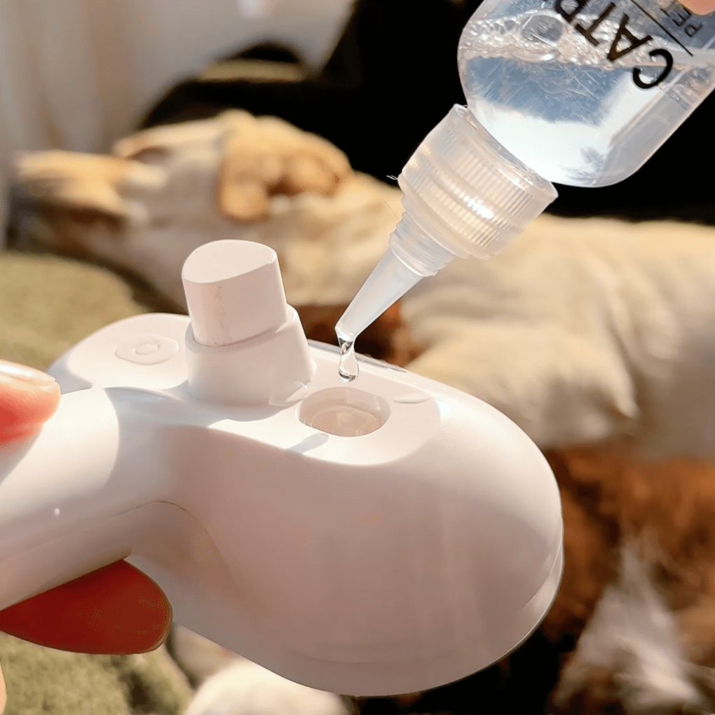 Gentle Pet Steam Grooming Brush