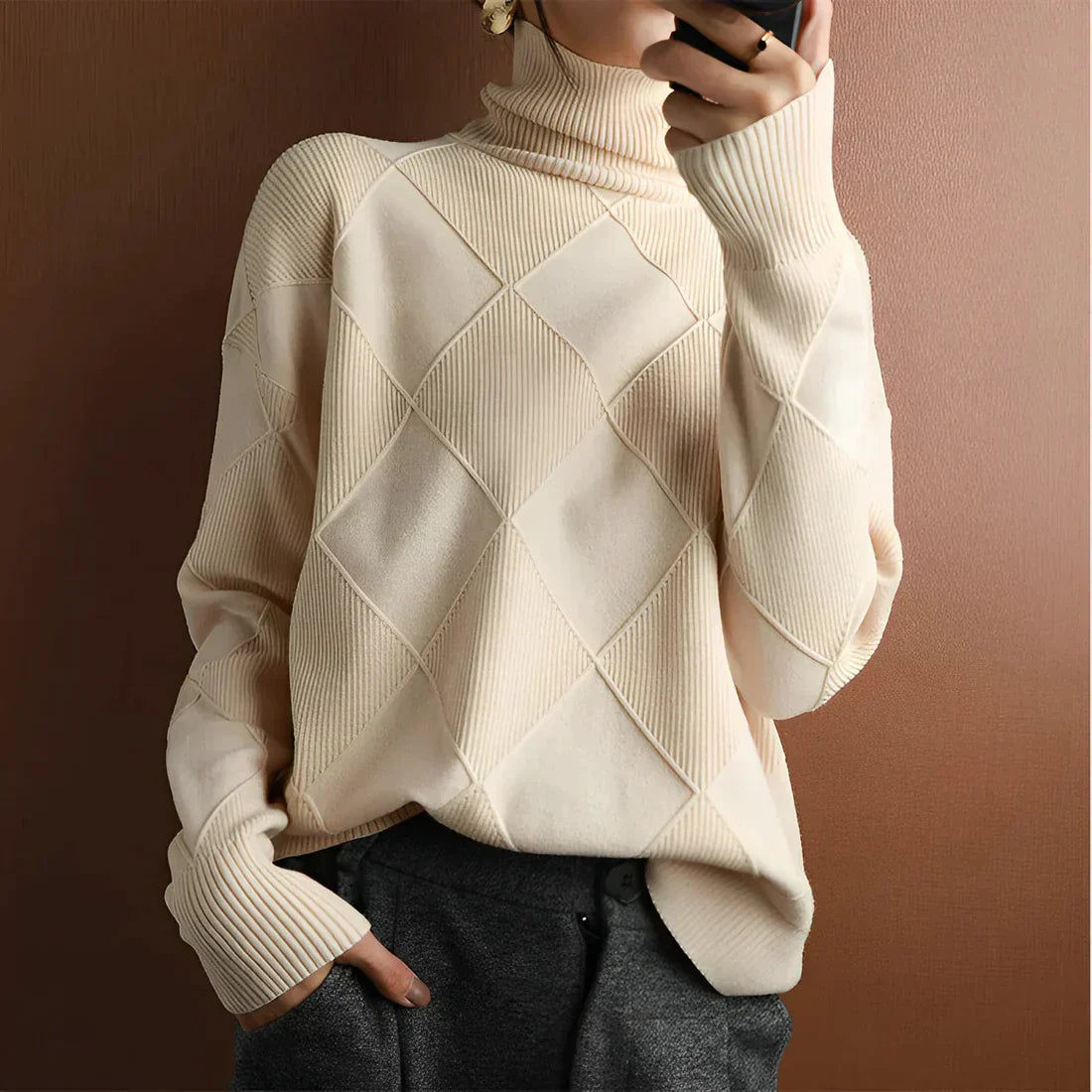 Cozy Oversized Women's High Neck Sweater - Nocini
