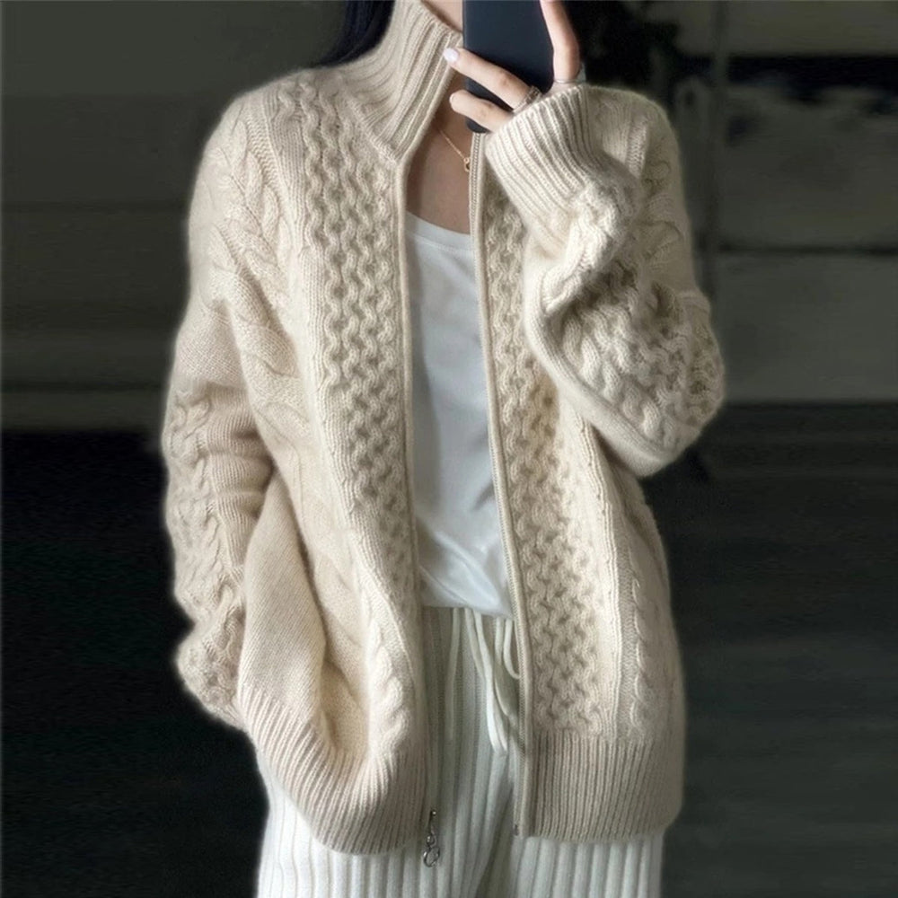 Soft Wool Sweater with High Neck - Olytrend