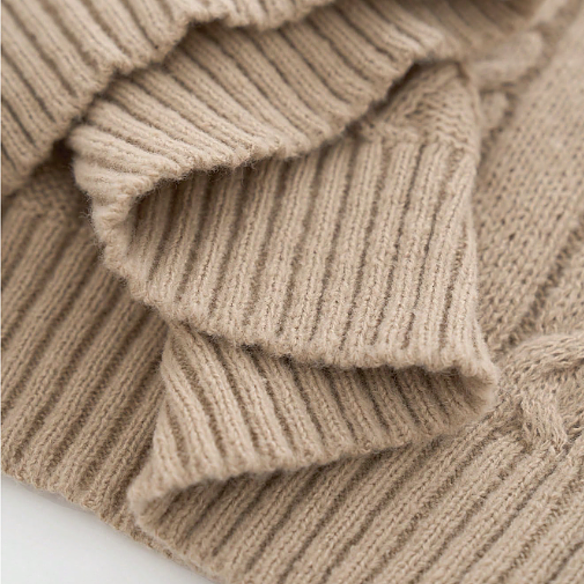Men's Thick Cozy Cable Knit Half Zip Sweater